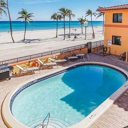 Hollywood Sands Resort Exterior photo