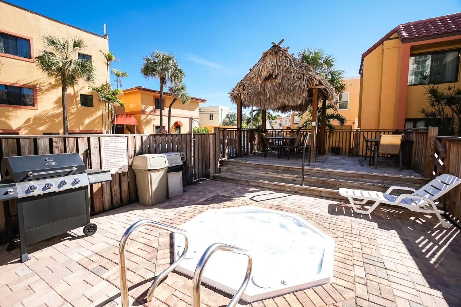 Hollywood Sands Resort Exterior photo